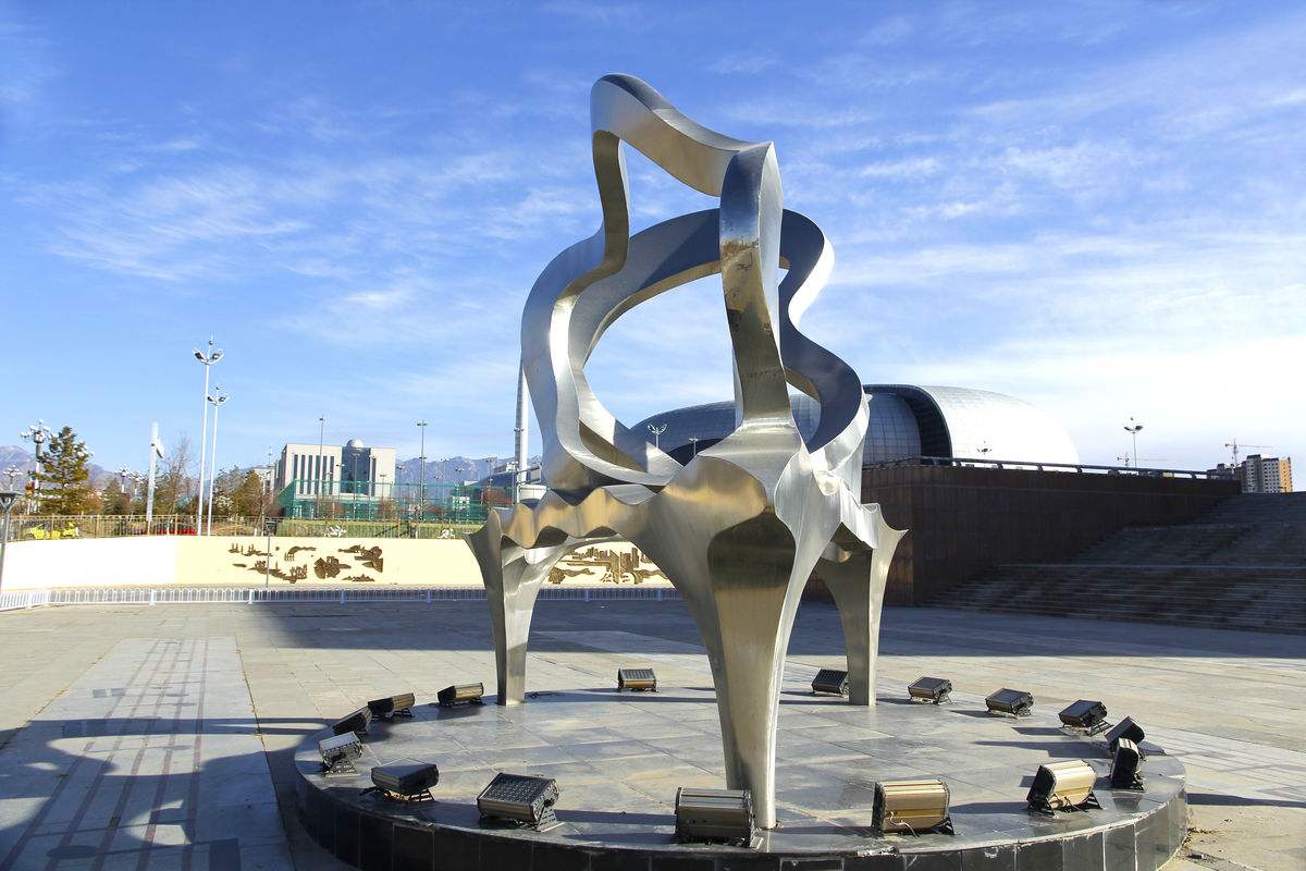 為什么喜歡在廣場上安裝安徽不銹鋼雕塑 為什么喜歡在廣場上安裝安徽不銹鋼雕塑